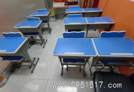  永泰城小饭桌低价转让