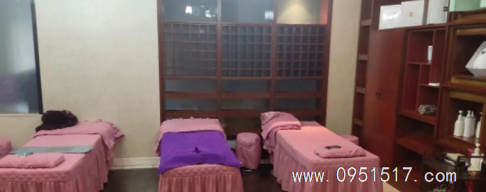 兴庆府大院美容店低价转让（可空转）