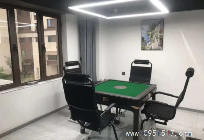 金凤区海蓝和光精装棋牌室转让