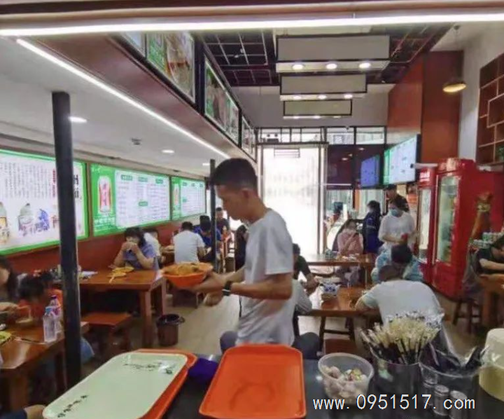 西夏区怀远商圈纯层餐饮店转让